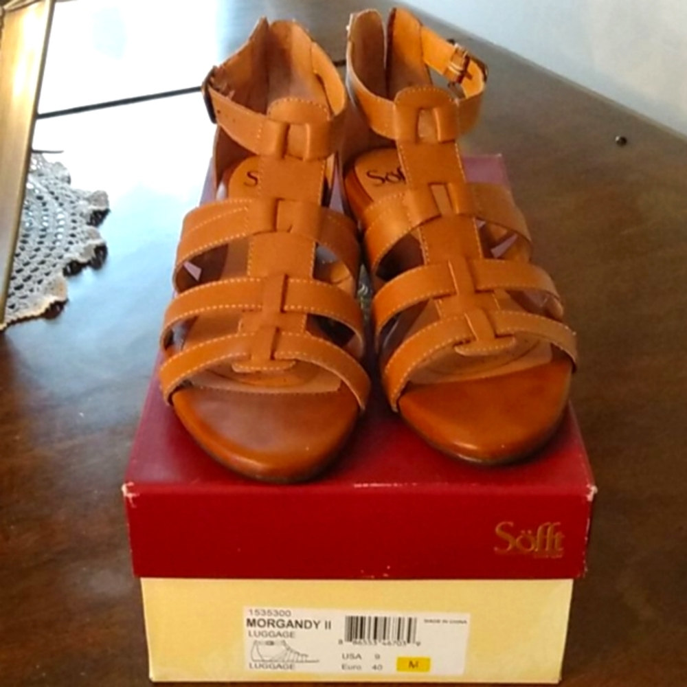 Gladiator sandals